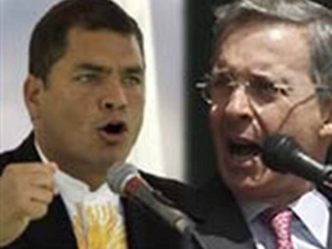 Correa desafía a Uribe a someterse a detector de mentiras por caso FARC