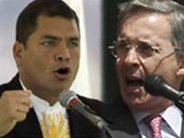 Correa desafía a Uribe a someterse a detector de mentiras por caso FARC