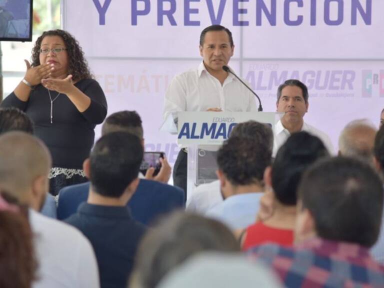 Propone Almaguer equipar unidades médicas municipales para dializar