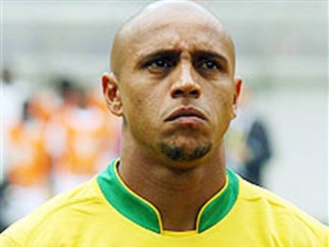 Sueña Roberto Carlos con ser seleccionador de Brasil