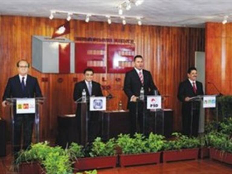 Debate en Morelos enmarcado por críticas, burlas y acusasiones
