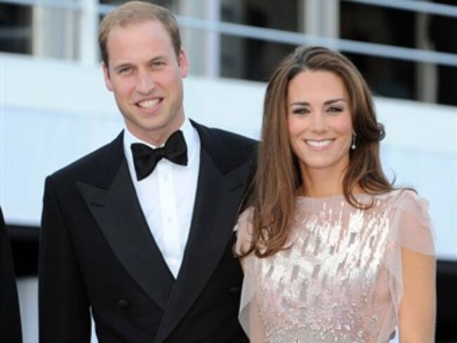 Los duques de Cambridge son padres de un niño