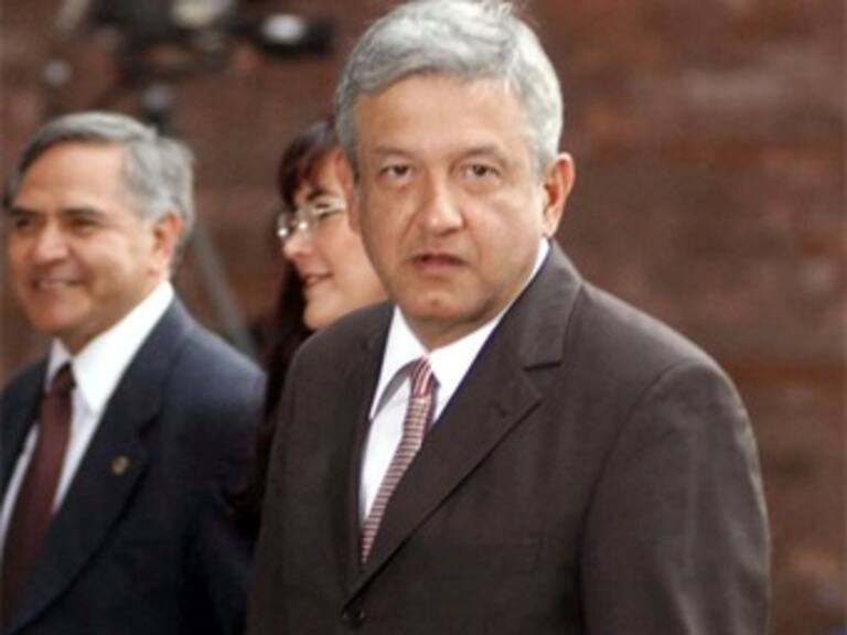 Realiza AMLO viaje relámpago a Tabasco
