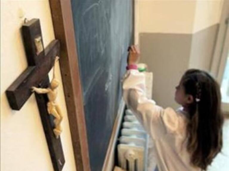 Propondrán obispos católicos incluir educación religiosa en escuelas