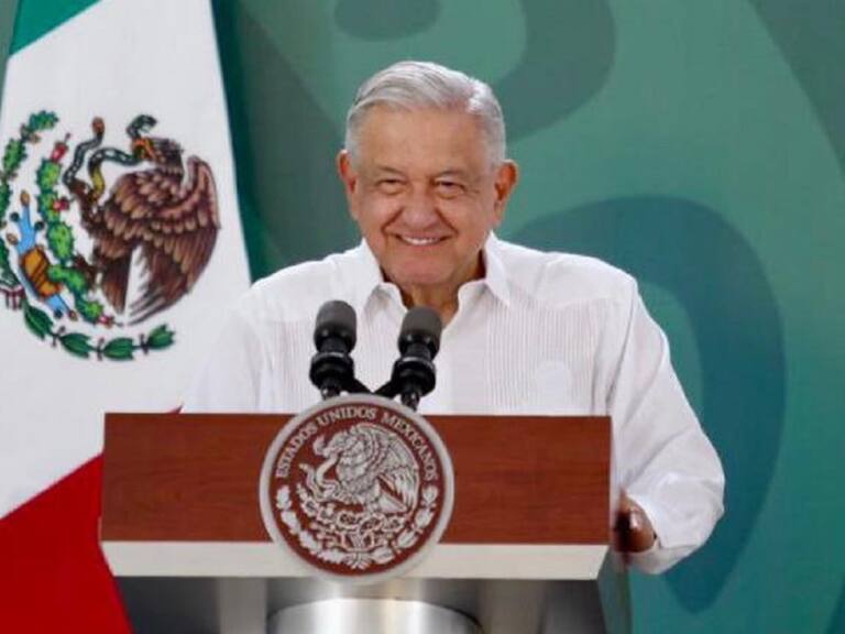 Celebra AMLO “decretazo” para difundir revocación de mandato