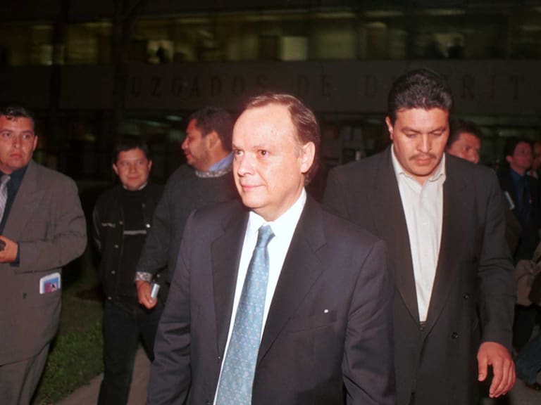 En 2203, el ex presidente de la Comisión Nacional Bancaria y de Valores (CNBV), Eduardo Fernández García, presentó su declaración preparatoria en el Juzgado 16 en Materia Penal en el interior del Reclusorio Norte.