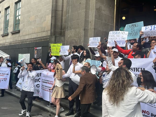 Realizan trabajadores de la SCJN manifestación en contra de la reforma al Poder Judicial