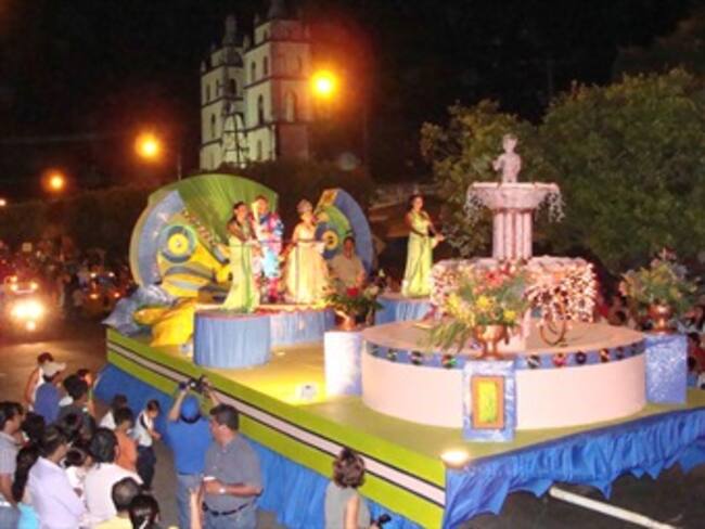 Carros alegóricos. Jorge González y Francisco Igartúa, diseñadores. 10/02/13