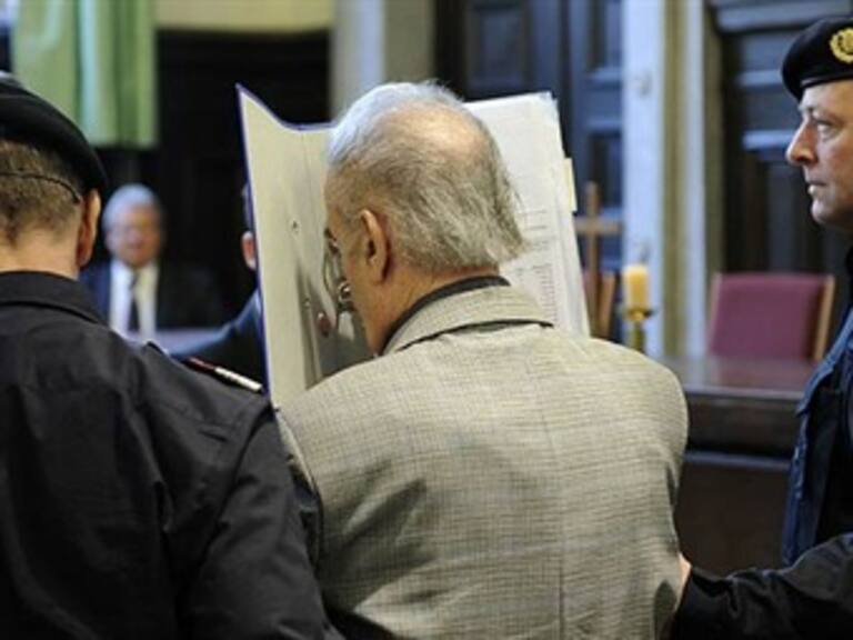 Condenan a cadena perpetua a Josef Fritzl