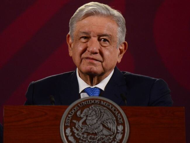 Ordena INE al presidente López Obrador retirar dichos sobre el "Plan C"