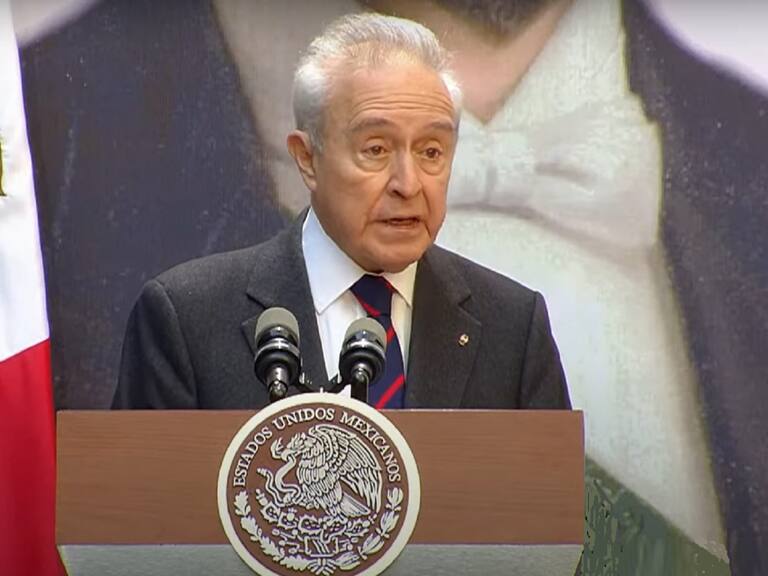 En tiempos electorales las transiciones del poder, son los momentos más críticos para la vida política, afirmó el embajador permanente de México ante la ONU, Héctor Vasconcelos