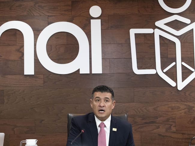 INAI seguirá trabajando hasta el último momento, aprueba calendario de actividades 2025: Adrián Alcalá