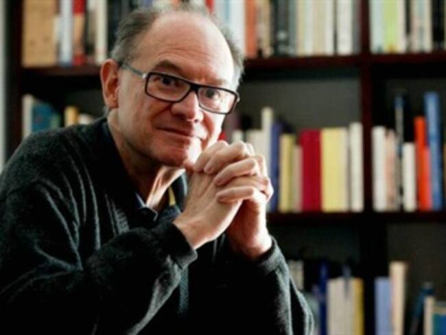 Gana Francisco Hernández Premio Jaime Sabines-Gatien Lapointe en su décima edición