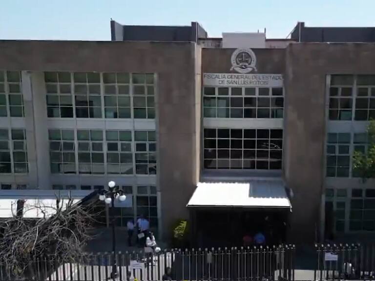 Renuncia al cargo fiscal de San Luis Potosí