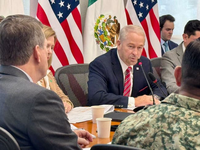 Ronald Johnson lamenta intoxicación por fentanilo en niña de Puebla; Sheinbaum ya investiga