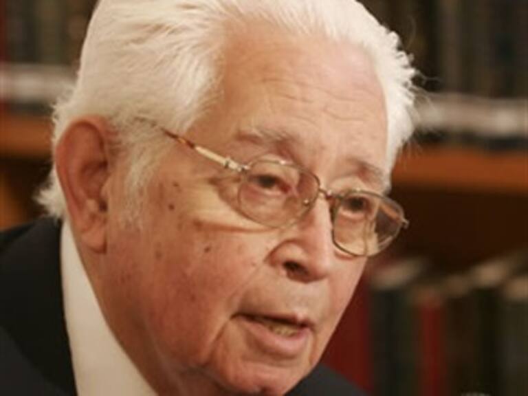 Muere el poeta Alí Chumacero