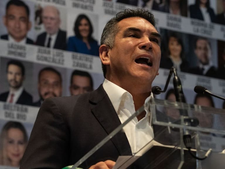 Líder del PRI exige a AMLO sacar las manos del proceso electoral en Hidalgo