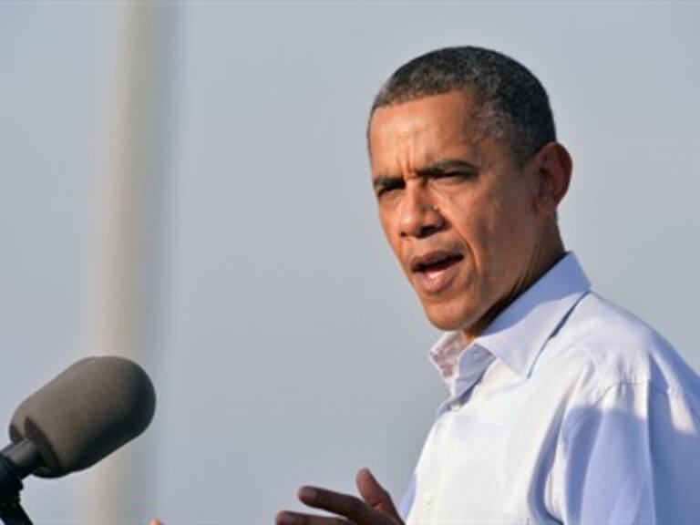 Promulga Obama a larga distancia ley que evita ‘precipicio fiscal’