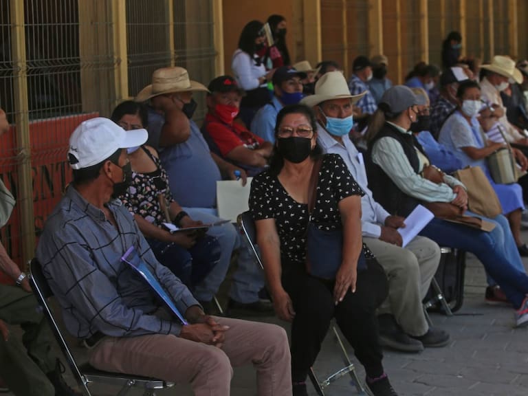 México acumula más de 210 mil muertes por COVID-19