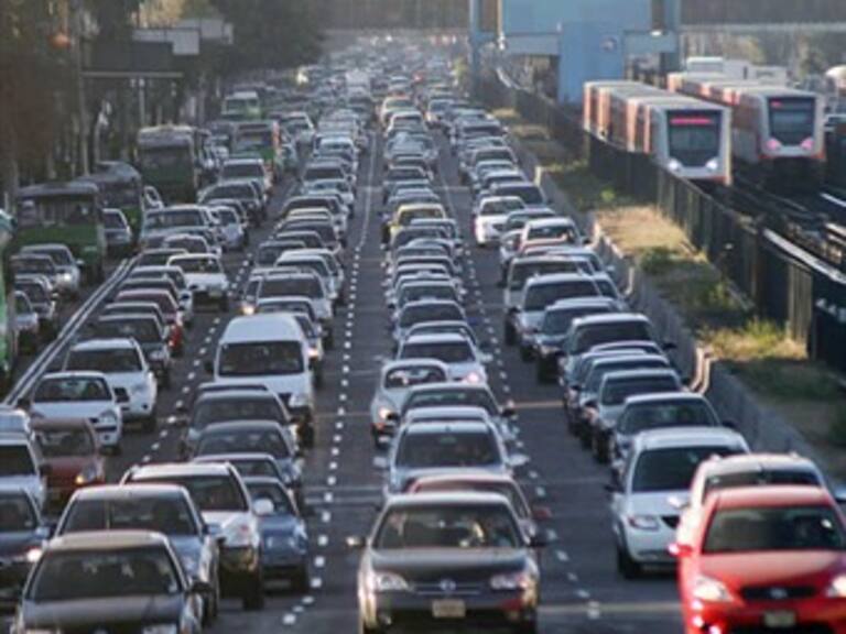 Suspenden 'Hoy No Circula' este viernes y sábado