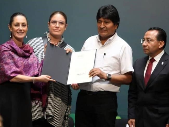 Nombran a Evo Morales “Huésped Distinguido” en CDMX
