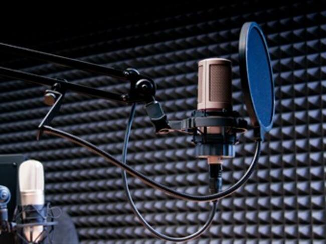 Diviértete con las clases de canto de Martha Debayle con Jorge Montesano