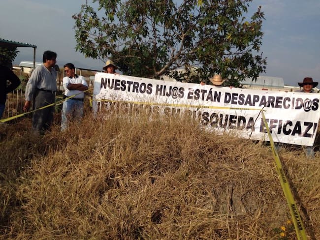 Inicia la segunda fase de exhumación en las fosas de #Tetelcingo; van 53 cuerpos recuperados
