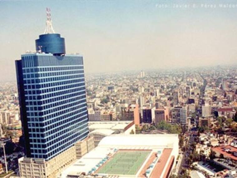 Ascenso del World Trade Center México en Moto