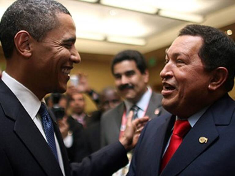 Genera muerte de Chávez reacciones encontradas en EUA