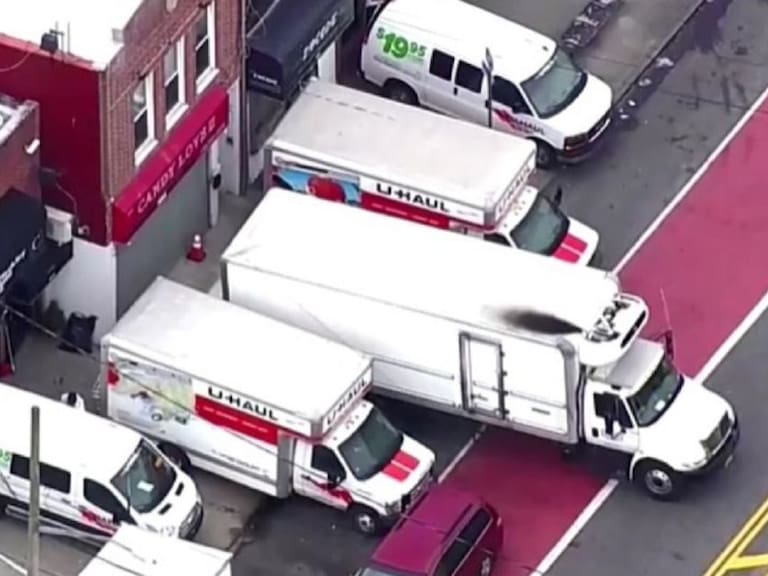 Coronavirus; Encuentran decenas de cuerpos en camiones en Nueva York