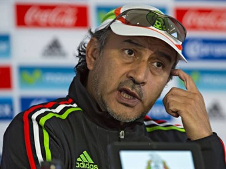 Lamenta Raúl Gutiérrez no contar con jugadores de Chivas