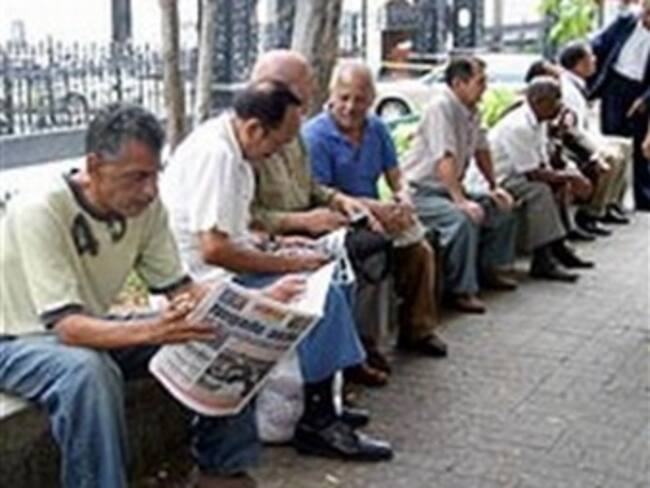 Aumenta 5.3% desempleo en febrero