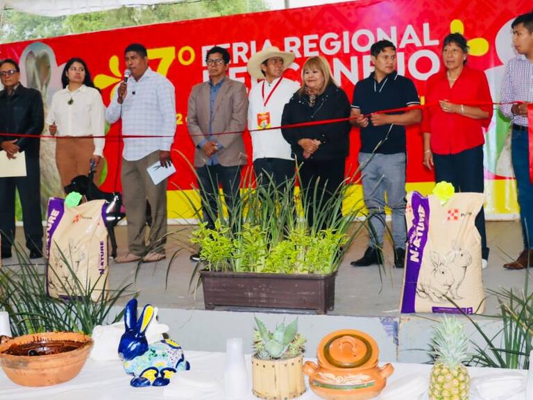Con lluvia o con sol, Xochimilco late fuerte en la Feria del Conejo 2025