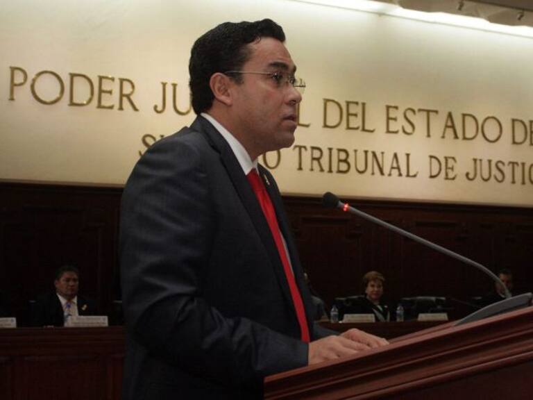 Rechaza Luis Carlos Vega Pamánes, que la llamada que tuvo con Salvador Caro Cabrera, fue para pedir que los detenidos las pusieran a disposición del MP