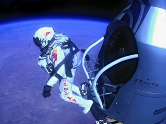 Salta austriaco en caída libre