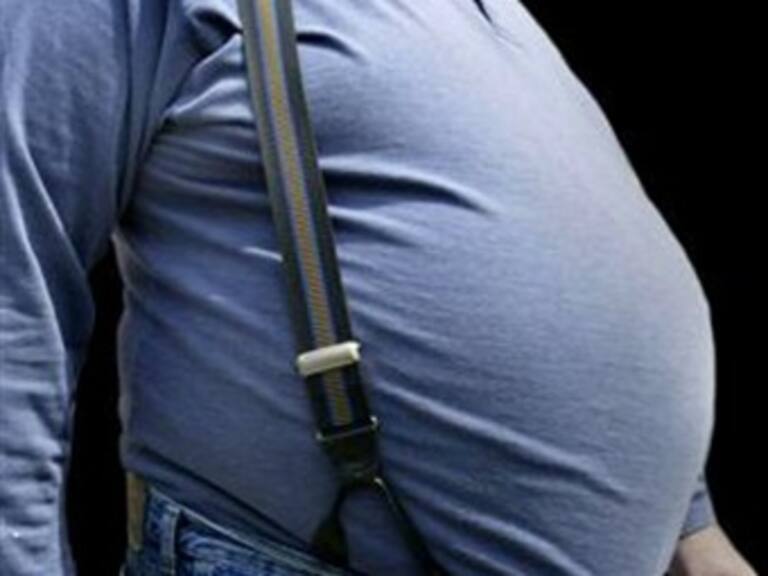 Quieren terminar con panzas de burócratas