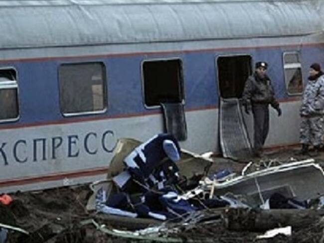 El terrorismo es el enemigo común: Clinton