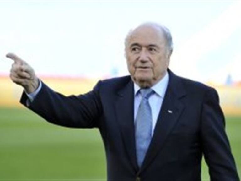 'El Mundial debe jugarse en invierno aunque Qatar insista': Blatter