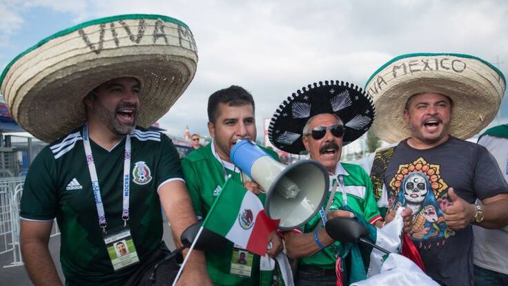 Sacan de Sochi a dos aficionados mexicanos por gritos ofensivos