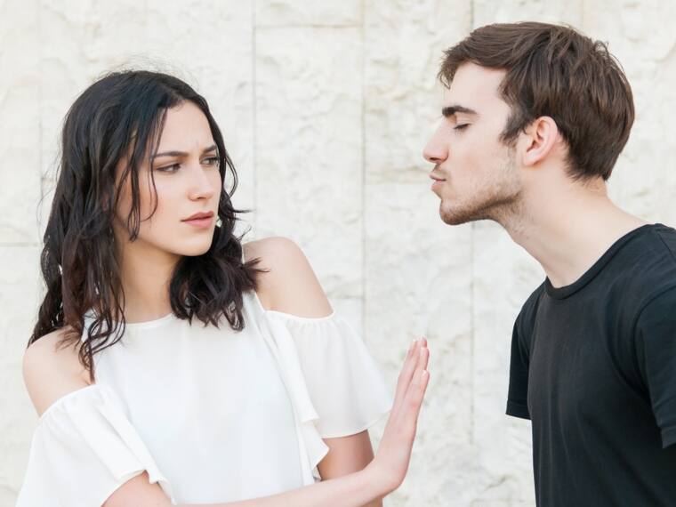 ¿Tu pareja está dañando tu autoestima?