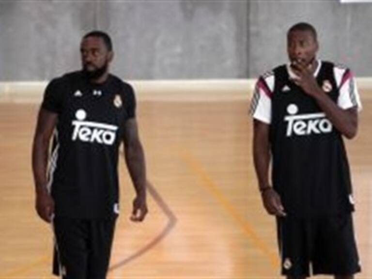 Descarta Laso a Slaughter y convoca a Gustavo Ayón