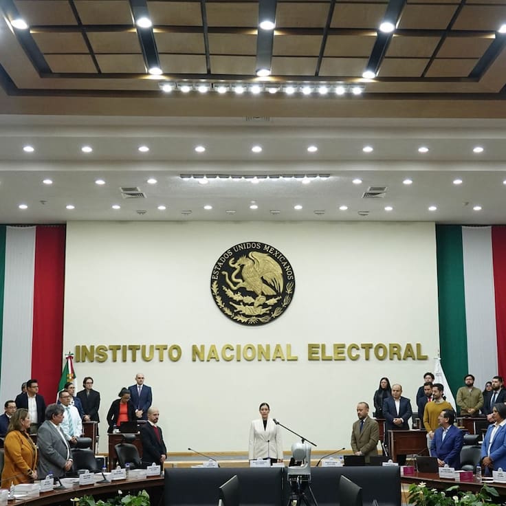 INE honra legado democrático de Cuauhtémoc Cárdenas; Consejo General guarda minuto de silencio