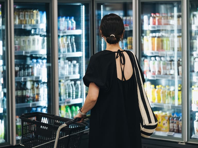 El mercado de bebidas con menos azúcar crece ante consumidores que buscan productos con menor contenido de azúcar y calorías, pero que mantengan el sabor.