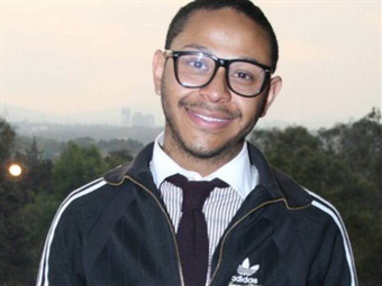 Niega Kalimba estar en quiebra financiera