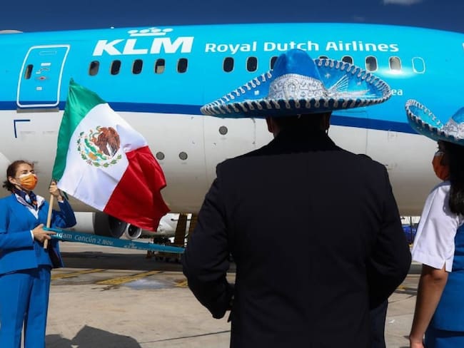 Llega a Cancún primer vuelo de KLM proveniente de Ámsterdam
