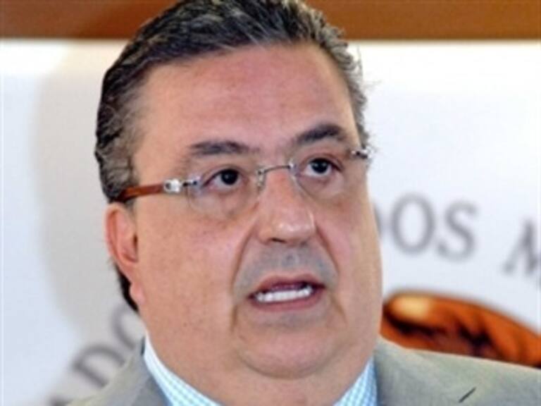 Gobierno no estaba de acuerdo con responsabilidades éticas y morales: Gomez Mont