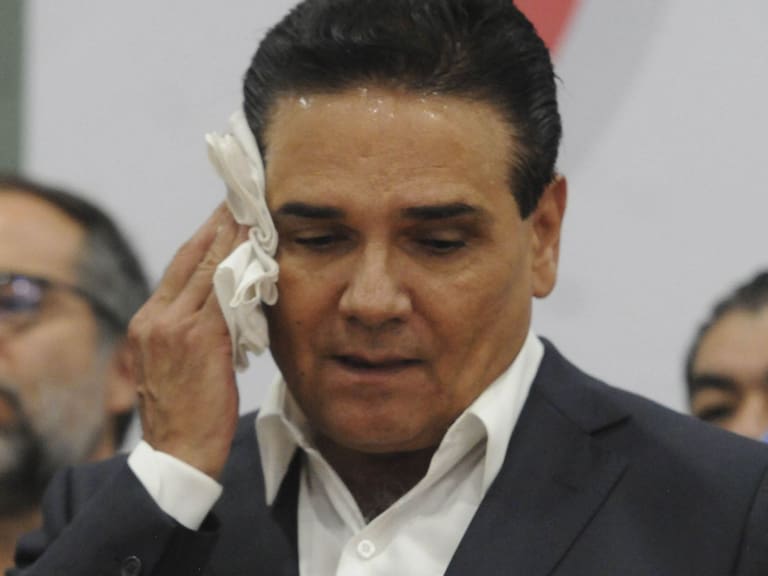 Mx - Silvano Aureoles, prófugo: Interpol activa ficha roja y lo busca en más de 190 países FOTO: ARCHIVO/DANIEL AUGUSTO/CUARTOSCURO.COM