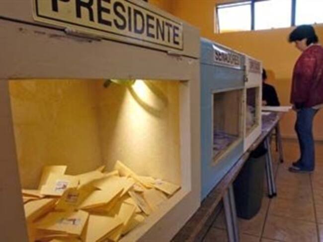Finaliza elección en Chile; el país espera resultados