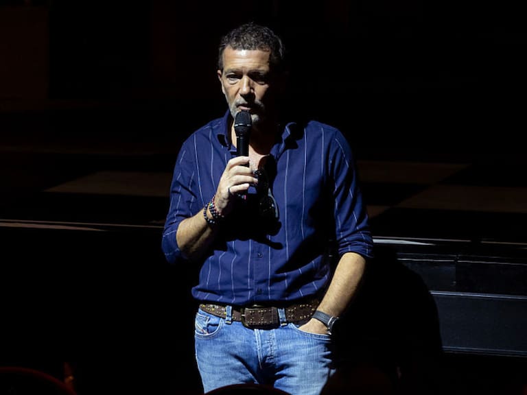 Mx - Antonio Banderas en bancarrota