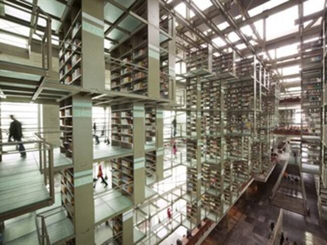 Celebración del Día del Niño 'Sello Plan W' con Daniel Goldin,director biblioteca 28/04/13